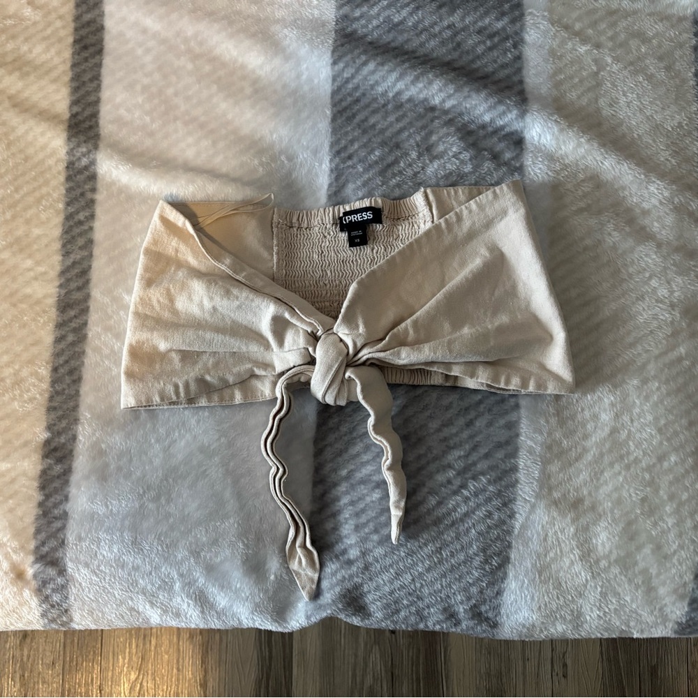 Express Light Beige Tie-Front Crop Top